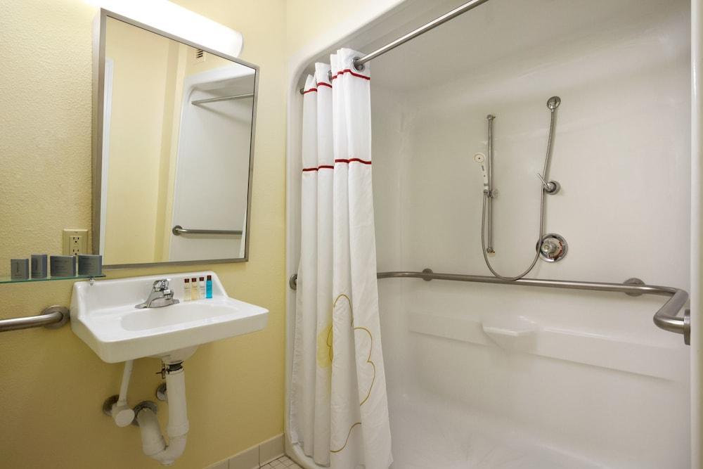 Mainstay Suites Detroit Farmington Hills Εξωτερικό φωτογραφία