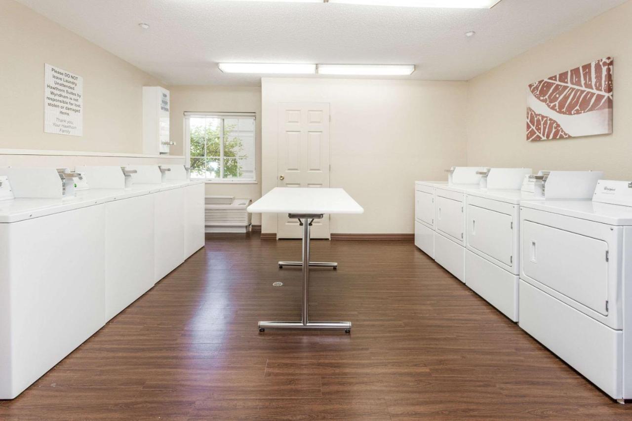 Mainstay Suites Detroit Farmington Hills Εξωτερικό φωτογραφία