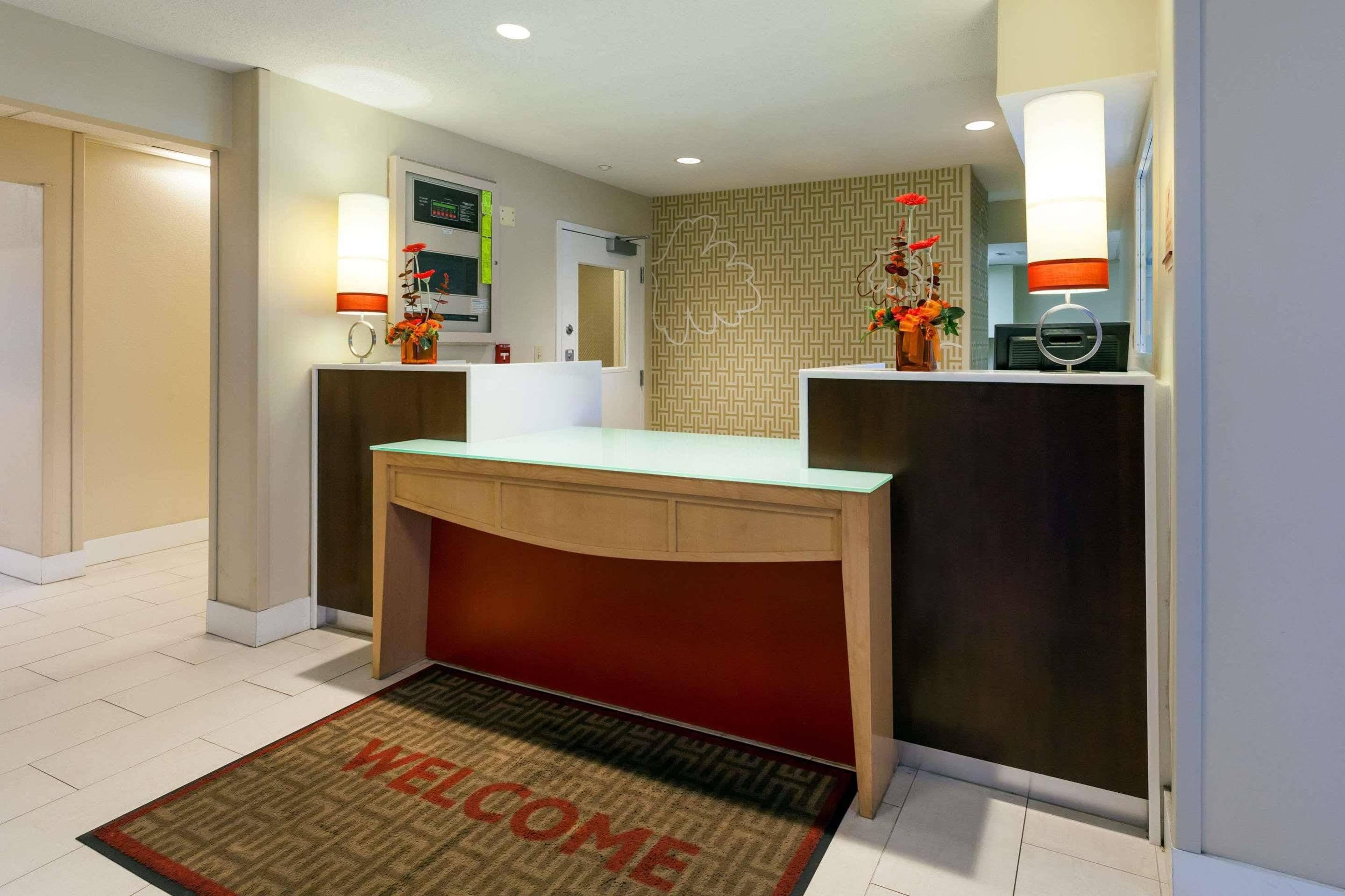 Mainstay Suites Detroit Farmington Hills Εξωτερικό φωτογραφία
