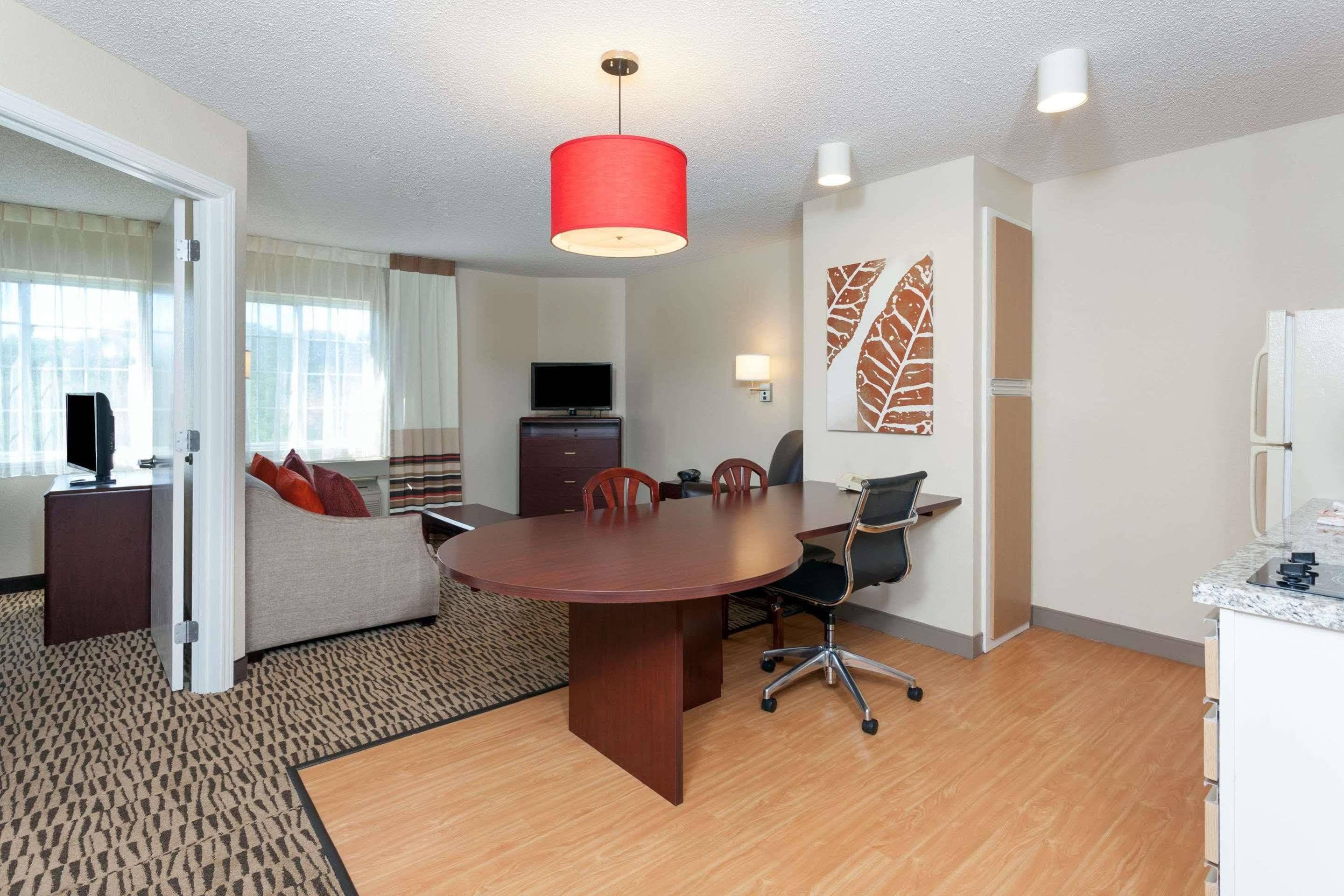 Mainstay Suites Detroit Farmington Hills Εξωτερικό φωτογραφία