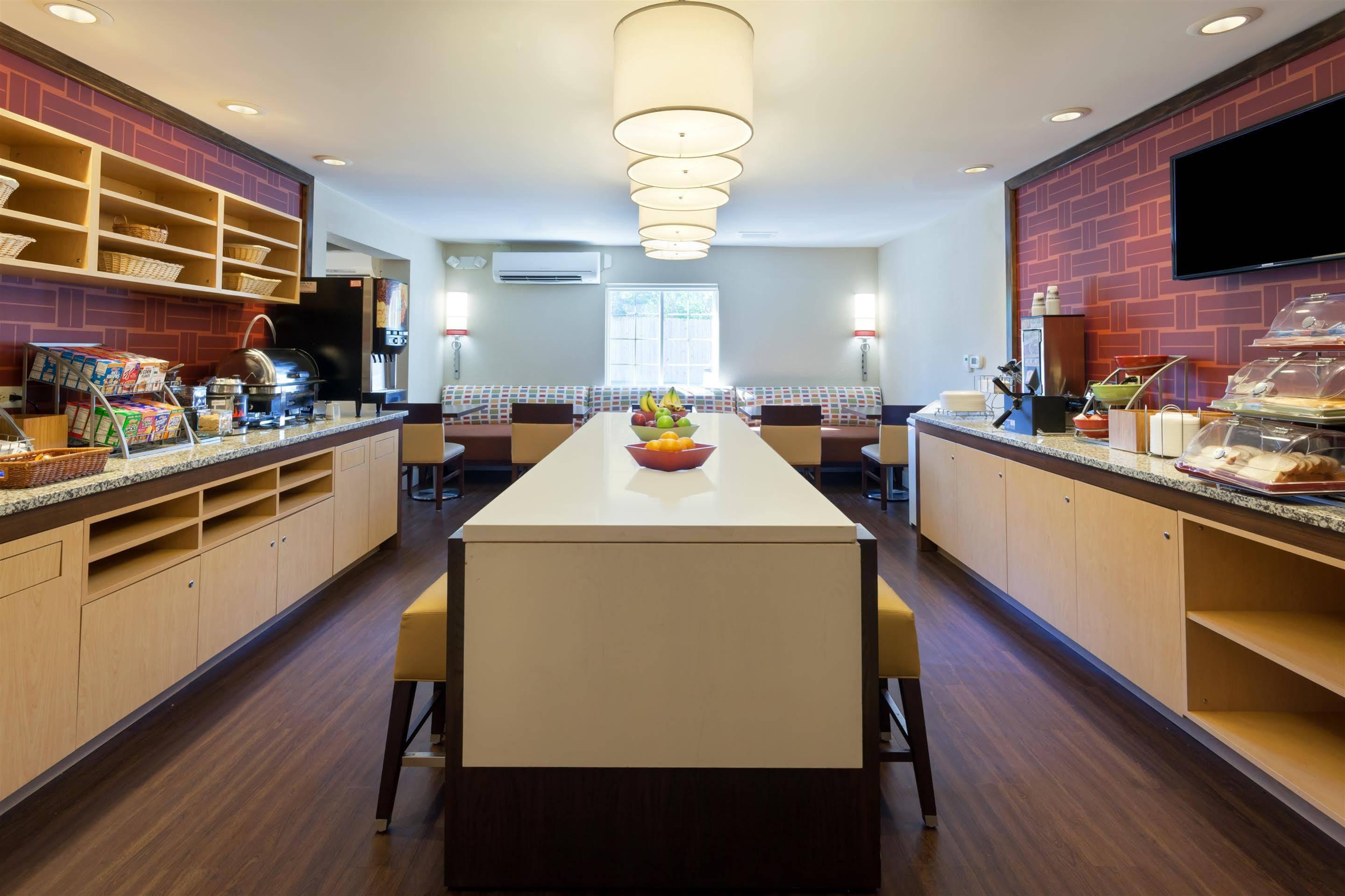 Mainstay Suites Detroit Farmington Hills Εξωτερικό φωτογραφία