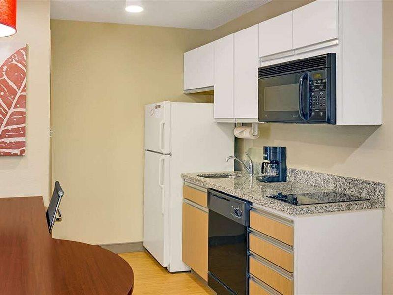 Mainstay Suites Detroit Farmington Hills Εξωτερικό φωτογραφία