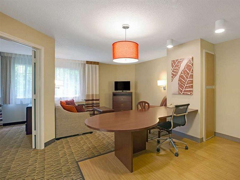 Mainstay Suites Detroit Farmington Hills Εξωτερικό φωτογραφία