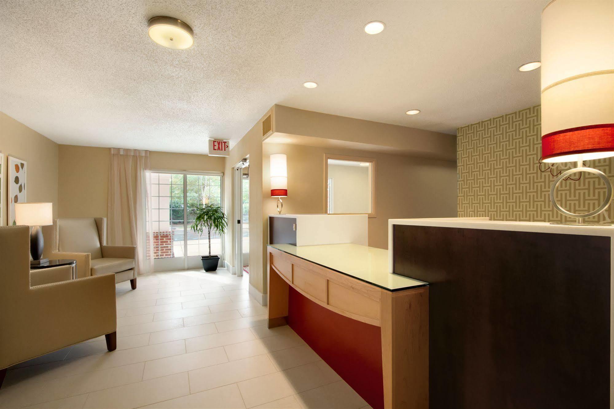 Mainstay Suites Detroit Farmington Hills Εξωτερικό φωτογραφία